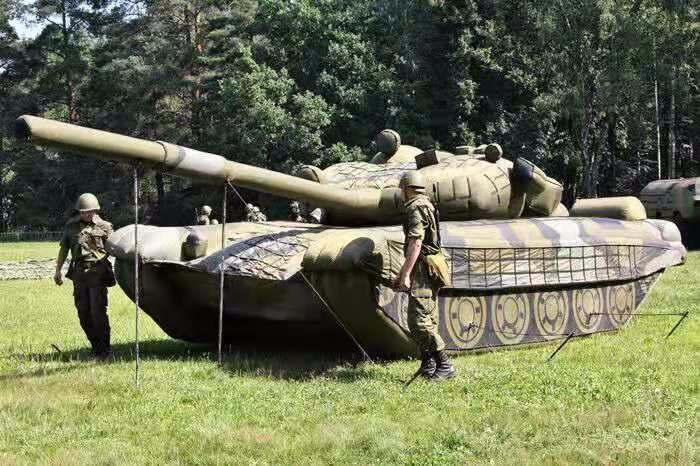 邯山部队充气坦克